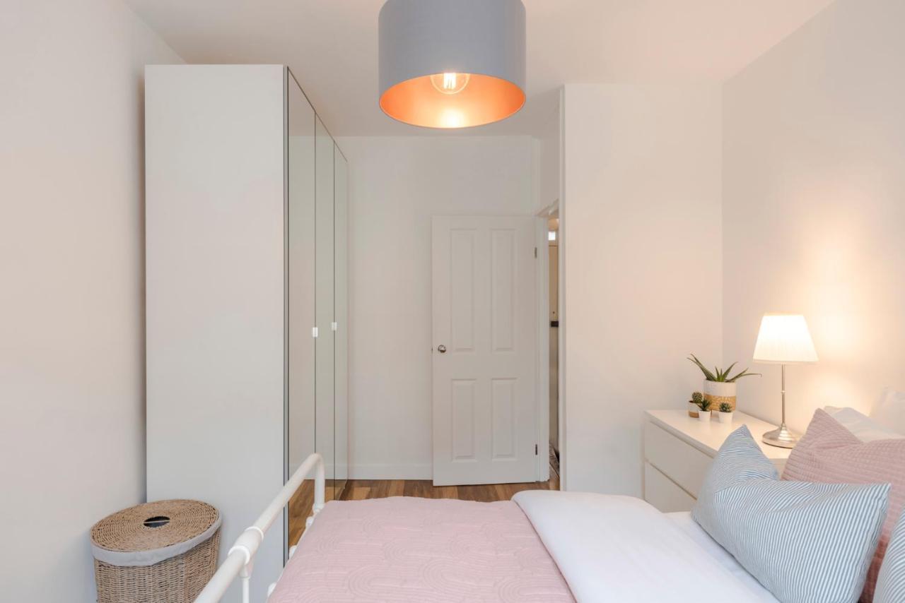 Central Euston One Bedroom Home ลอนดอน ภายนอก รูปภาพ